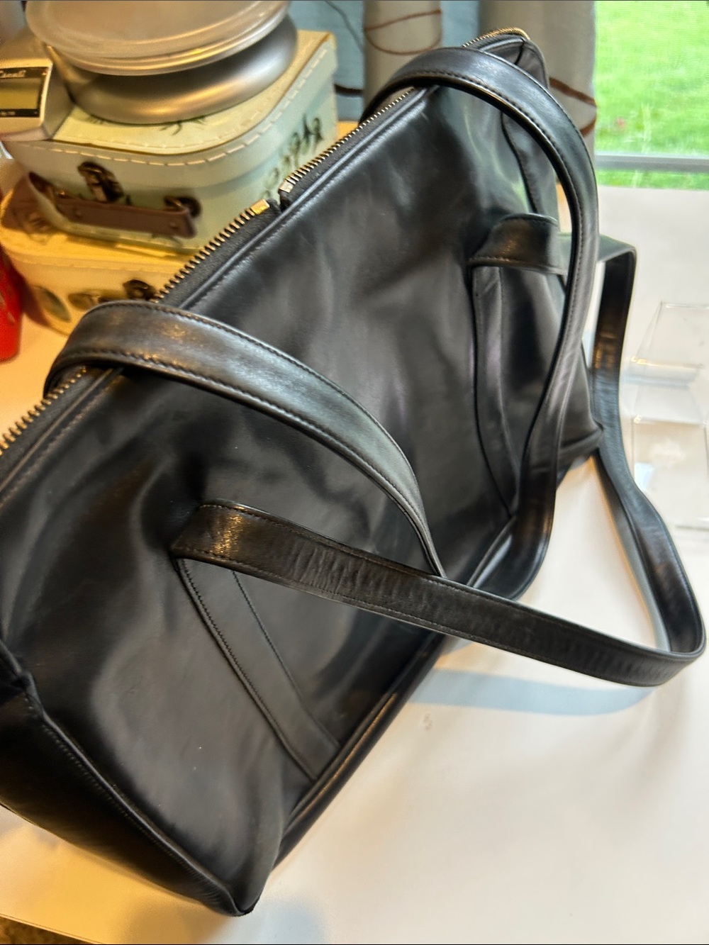 Johnny Farah Classic Black Leather travel shoulder bag organizing collegiate - Picture 5 of 11